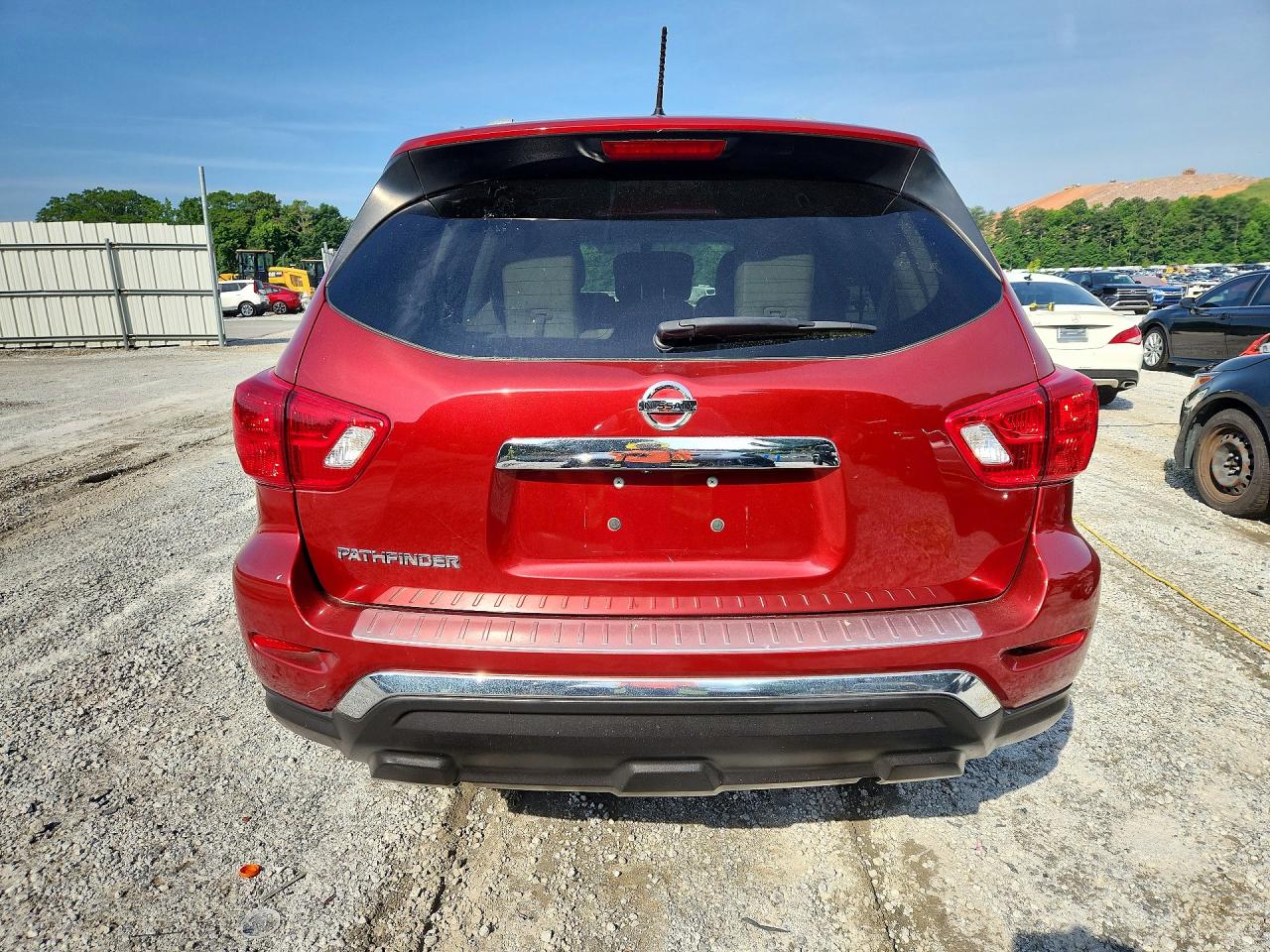 2017 NISSAN PATHFINDER