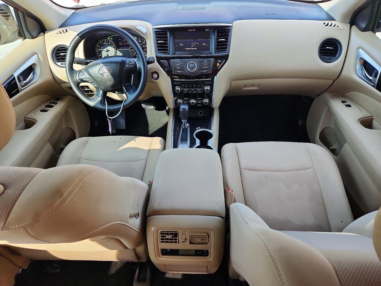 2017 NISSAN PATHFINDER