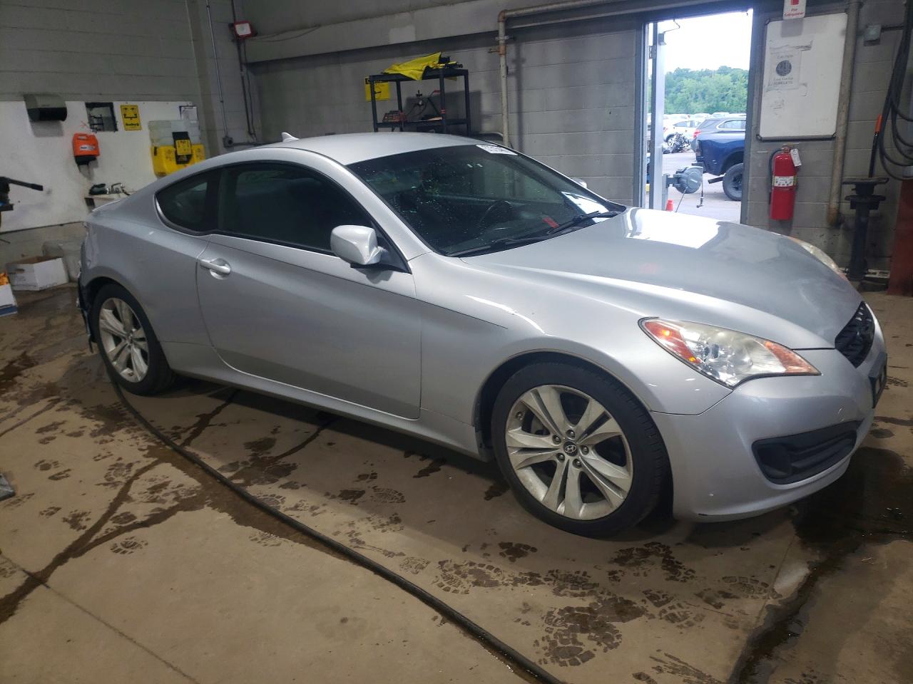 2012 HYUNDAI GENESIS