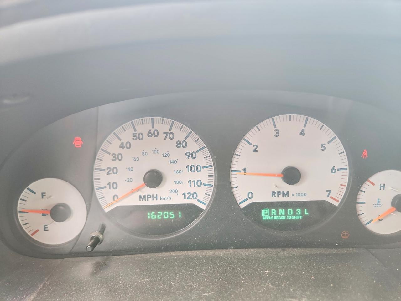 2005 DODGE CARAVAN