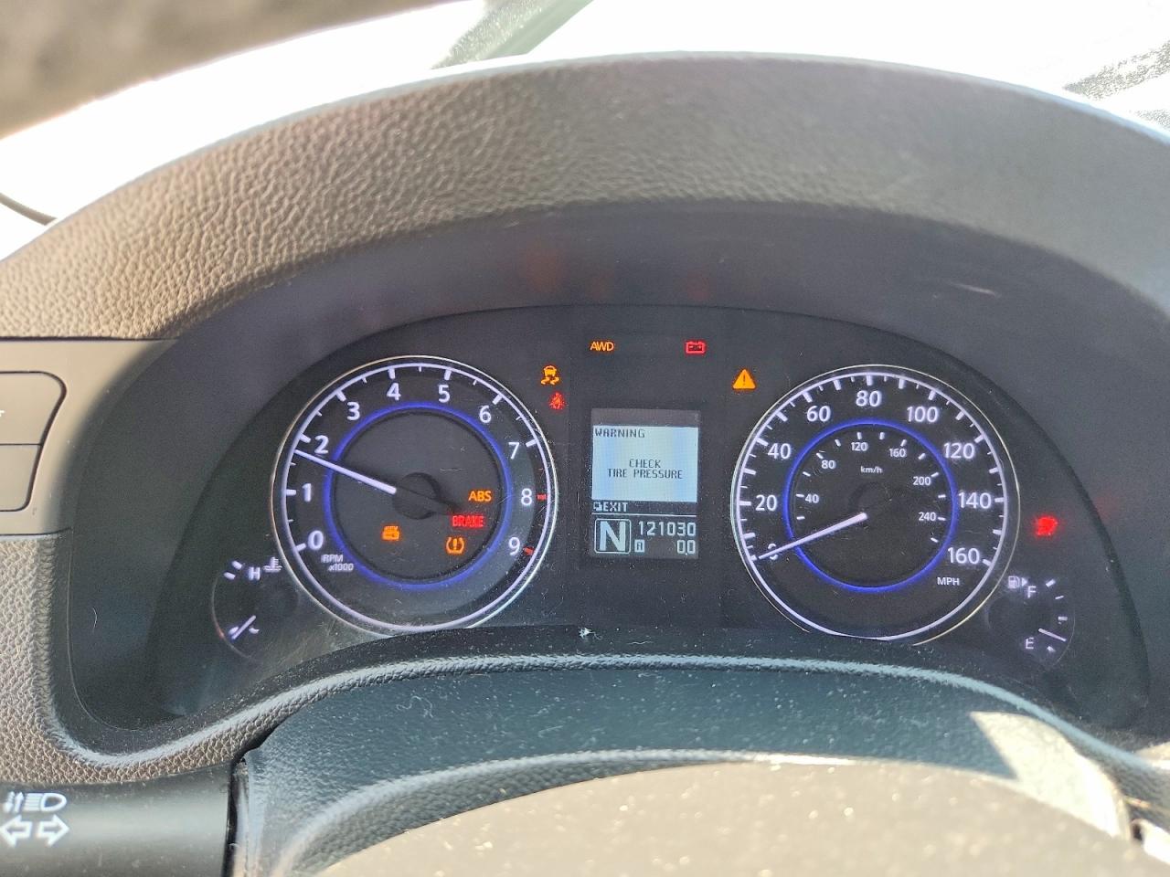 2012 INFINITI G25