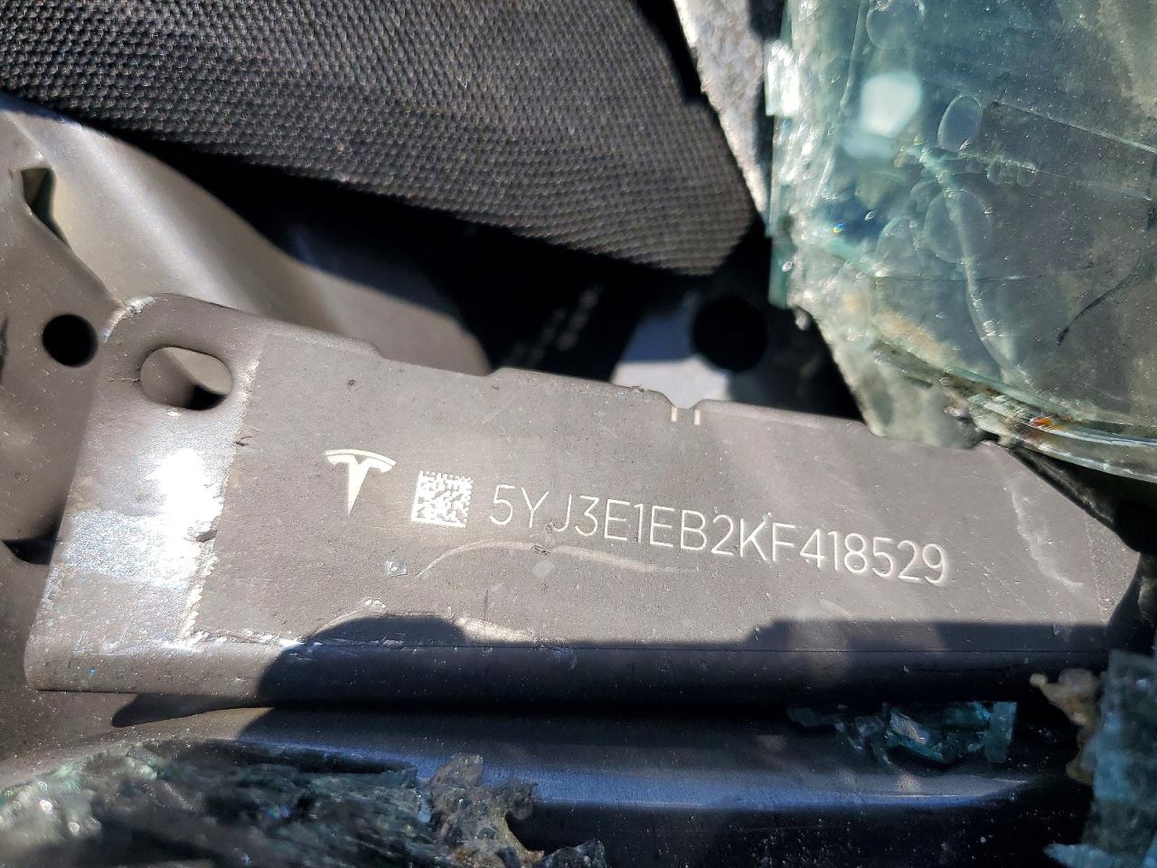 2019 TESLA MODEL 3
