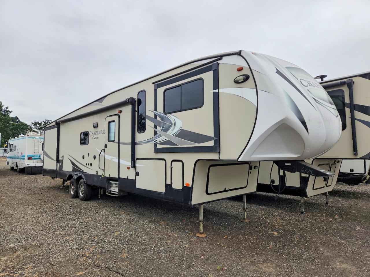 2017 FORESRIVER CHAPARRAL