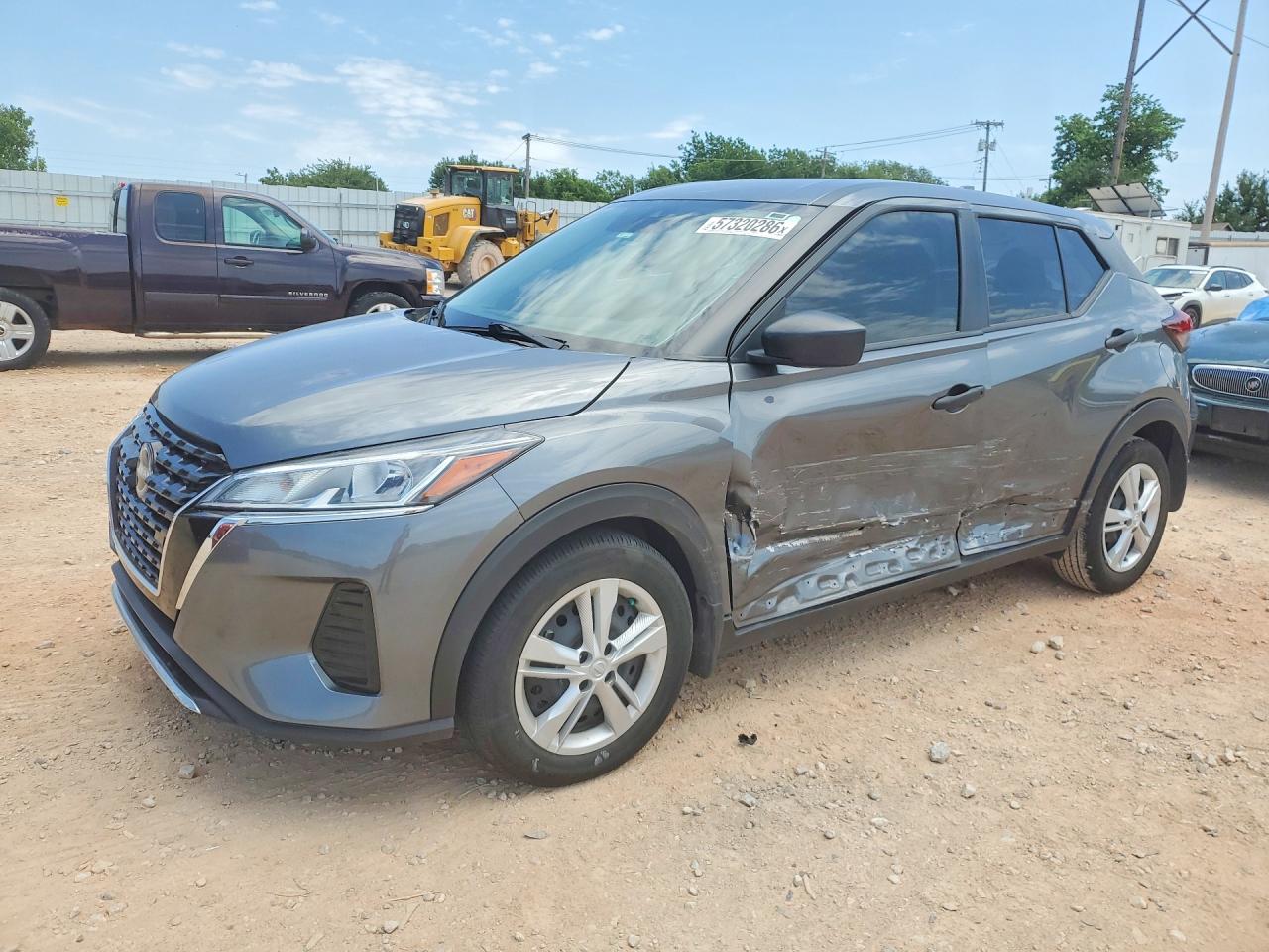 2023 NISSAN KICKS