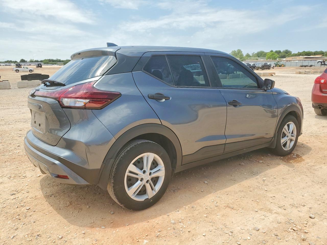 2023 NISSAN KICKS