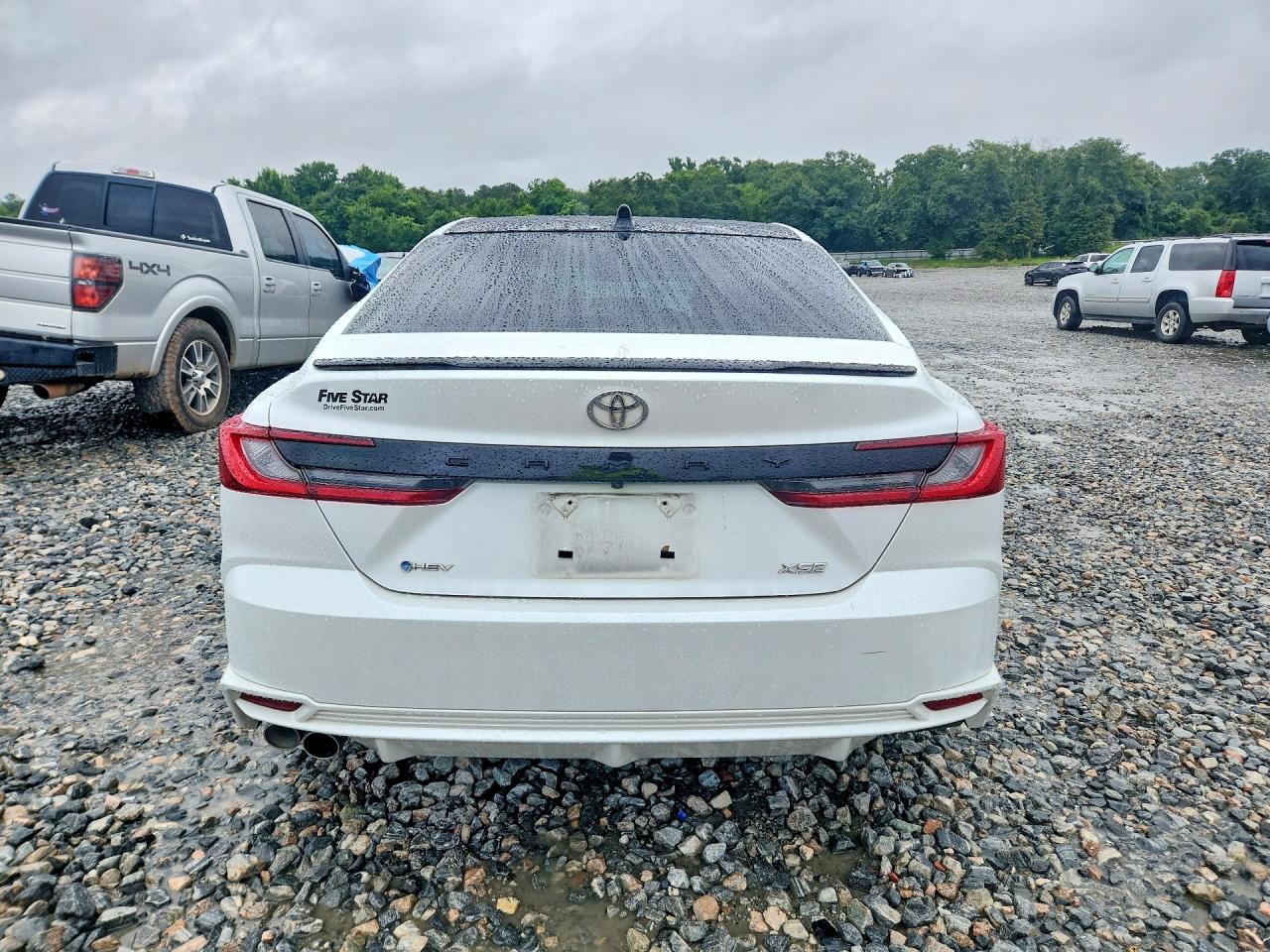 2025 TOYOTA CAMRY