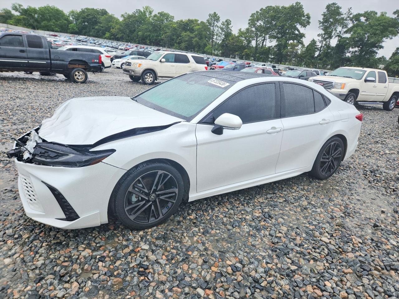 2025 TOYOTA CAMRY