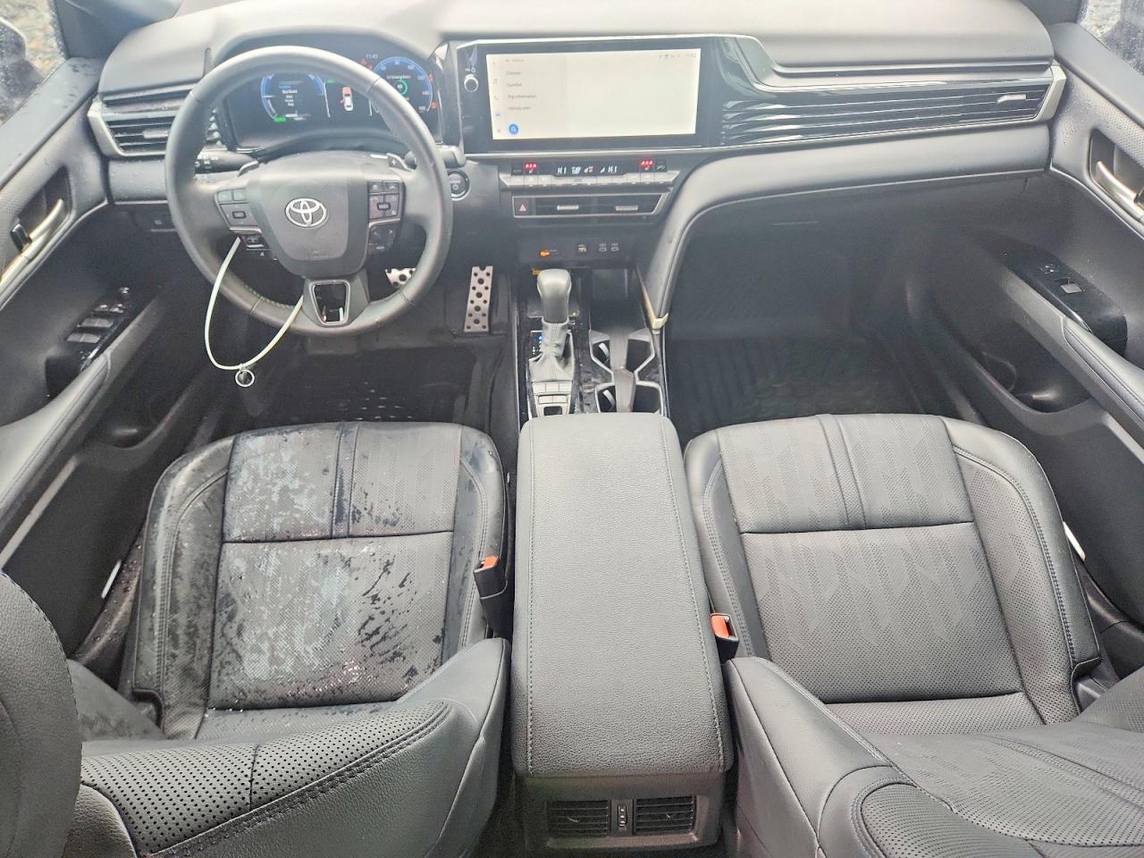 2025 TOYOTA CAMRY