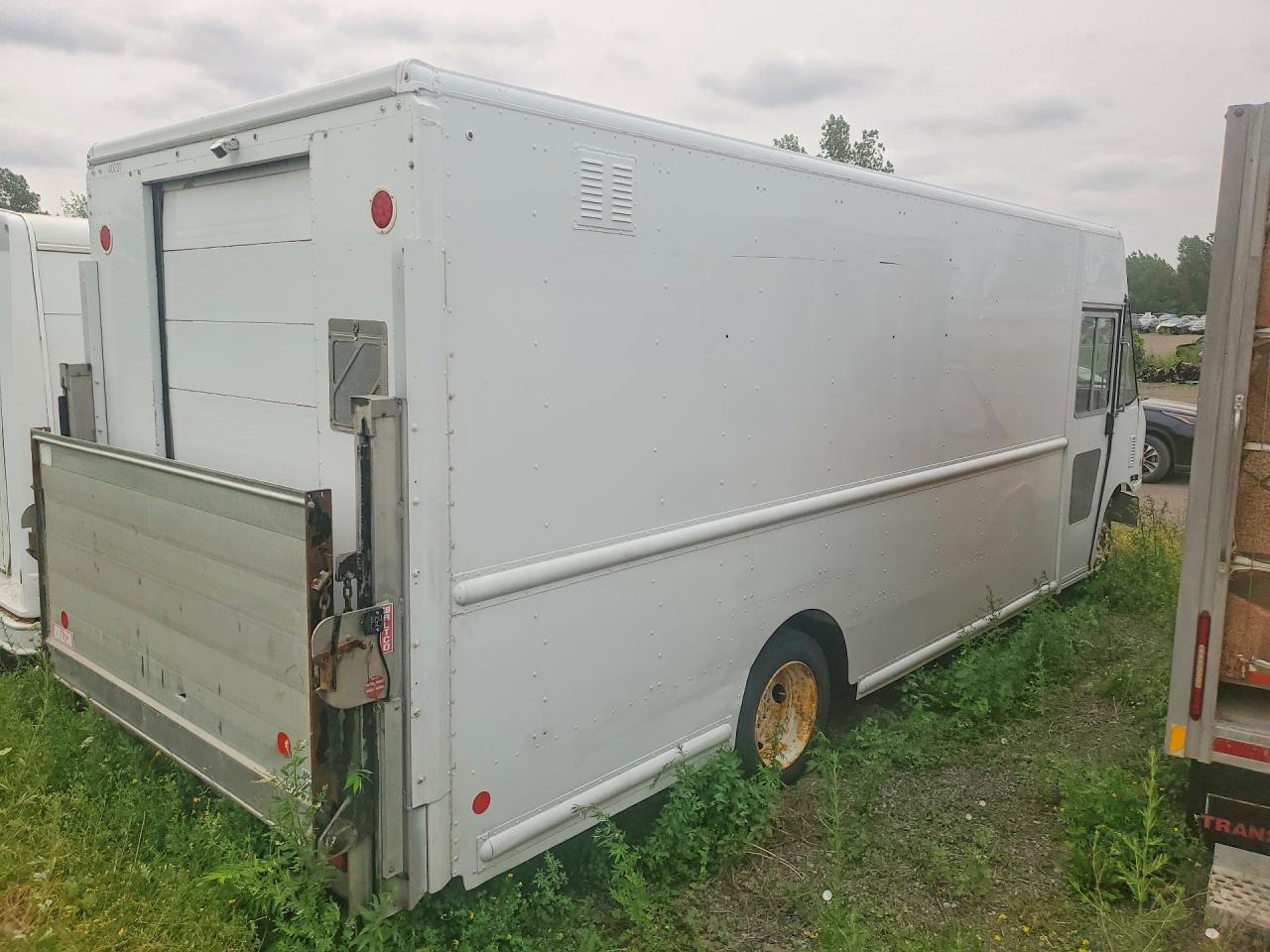 2012 WORKHORSE CUSTOM CHASSIS ALL OTHER