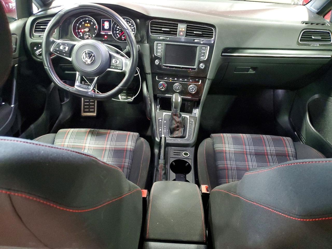 2017 VOLKSWAGEN GTI