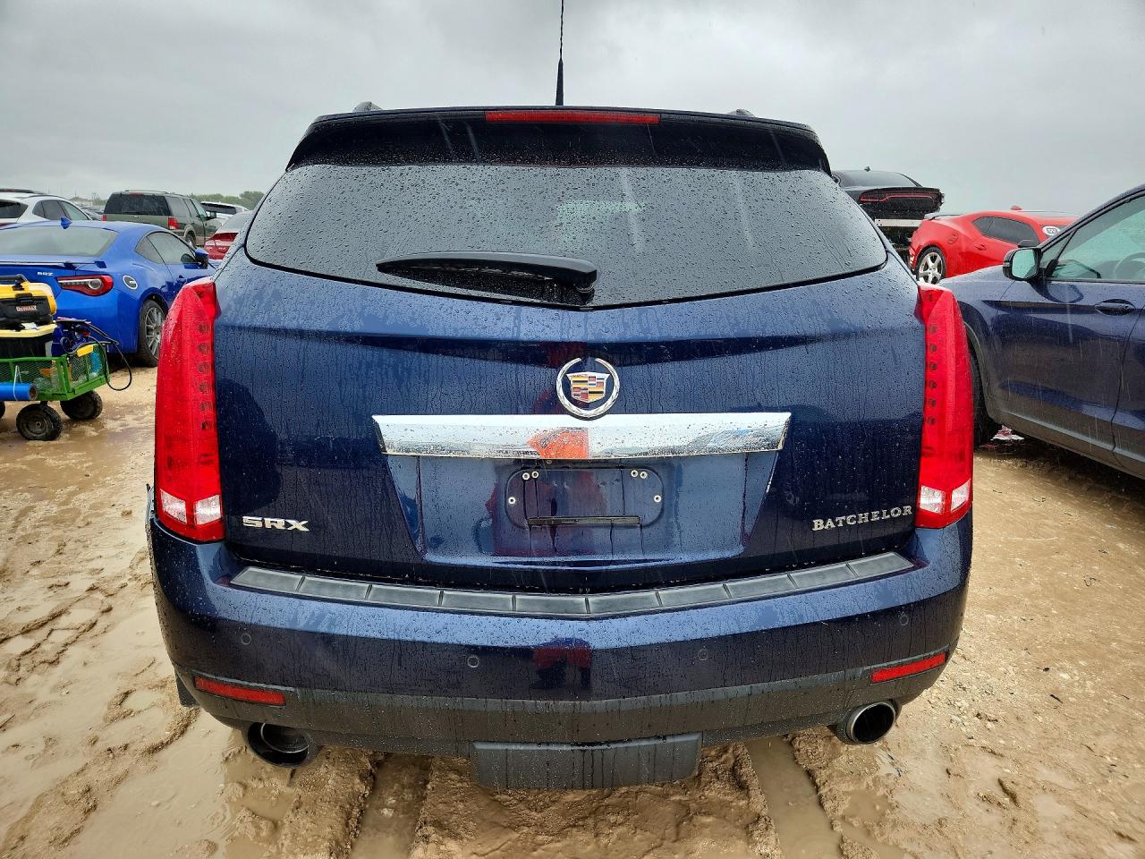2011 CADILLAC SRX