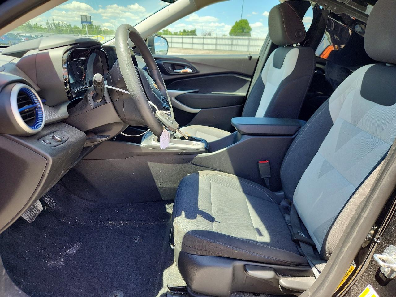 2024 CHEVROLET TRAX
