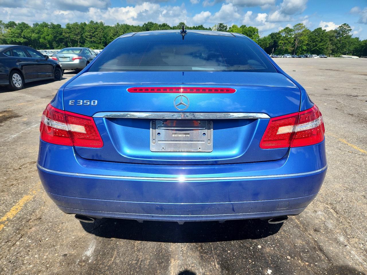 2011 MERCEDES-BENZ E-CLASS