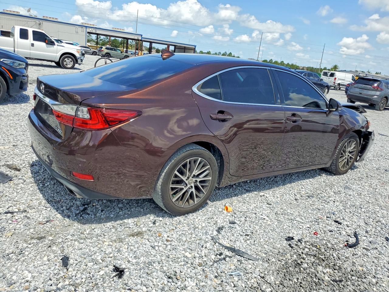 2017 LEXUS ES350