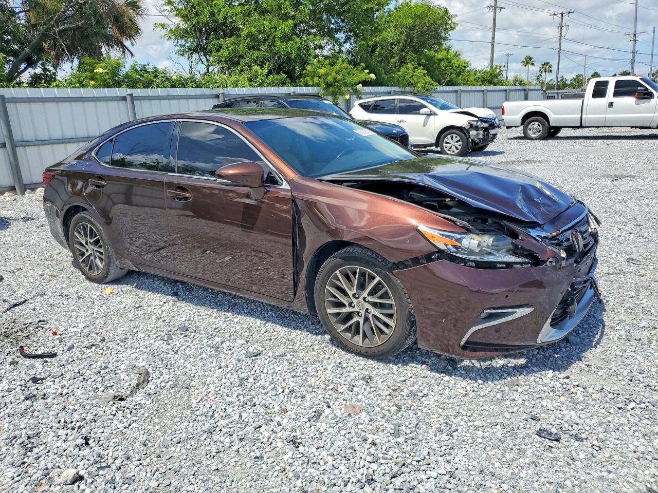 2017 LEXUS ES350