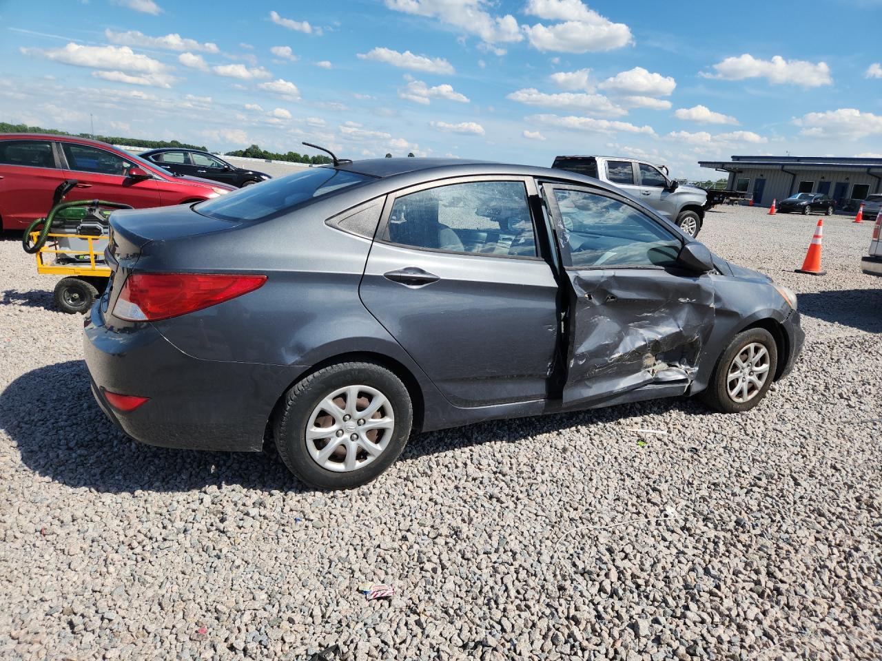 2012 HYUNDAI ACCENT