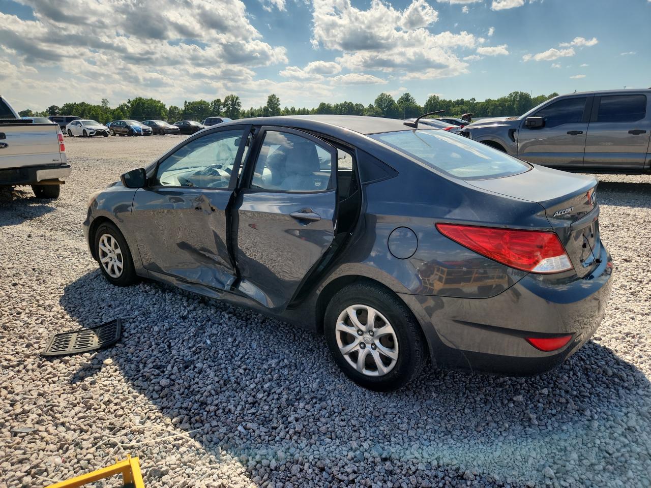 2012 HYUNDAI ACCENT