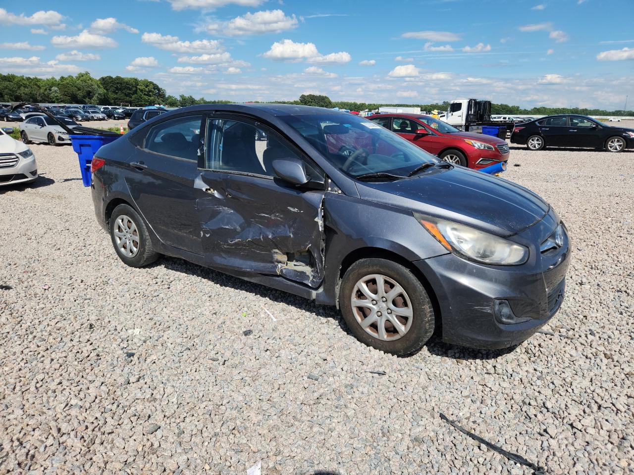 2012 HYUNDAI ACCENT
