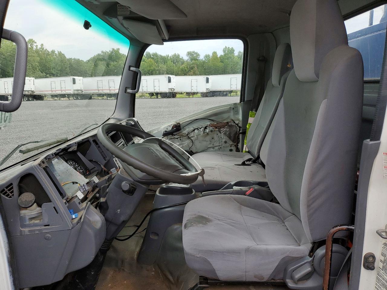 2016 ISUZU NPR
