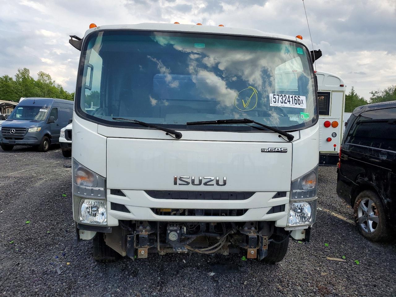 2016 ISUZU NPR