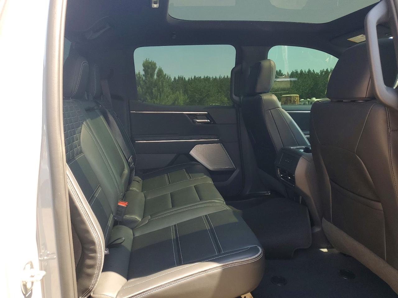 2024 GMC SIERRA
