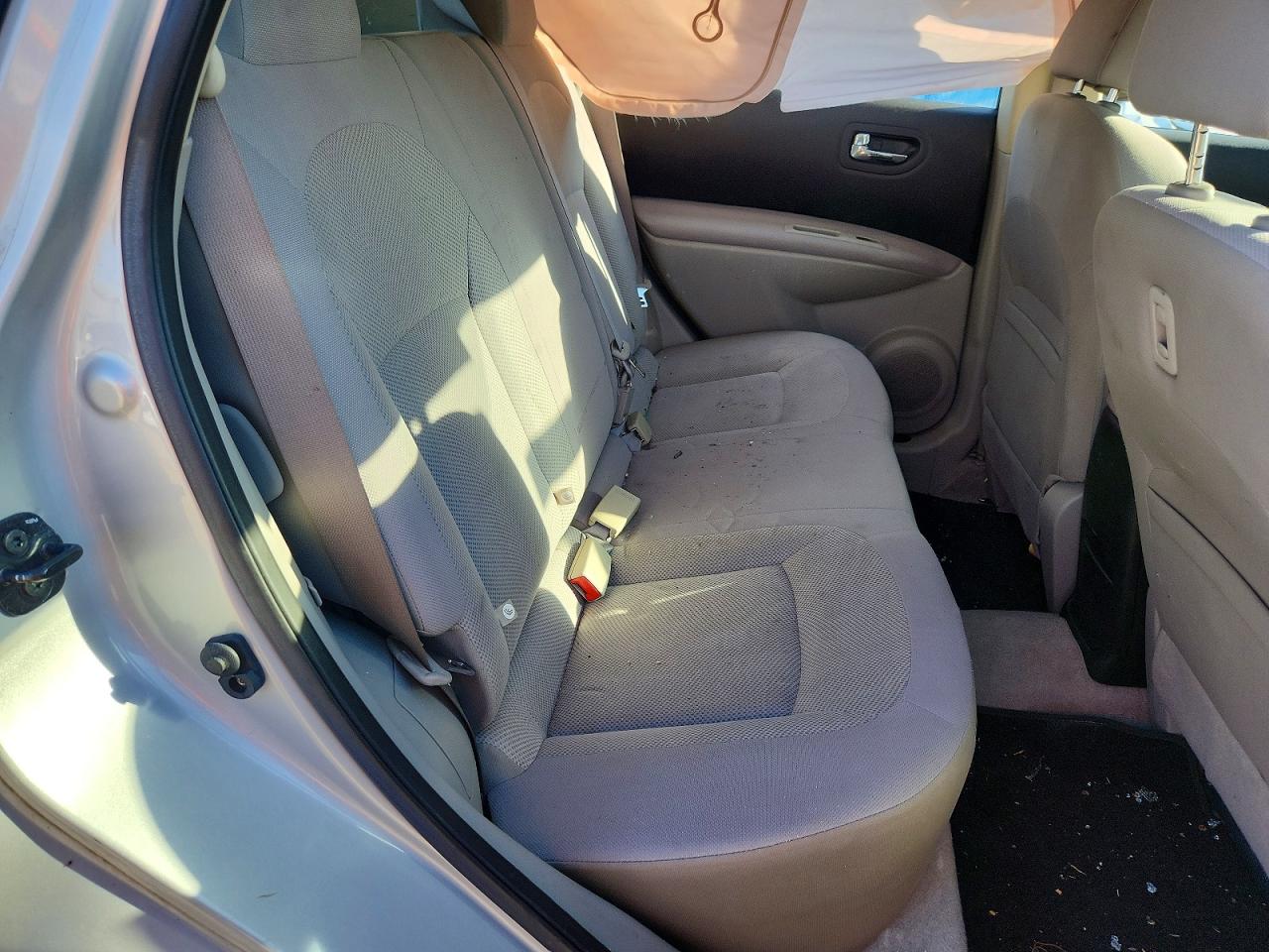 2014 NISSAN ROGUE