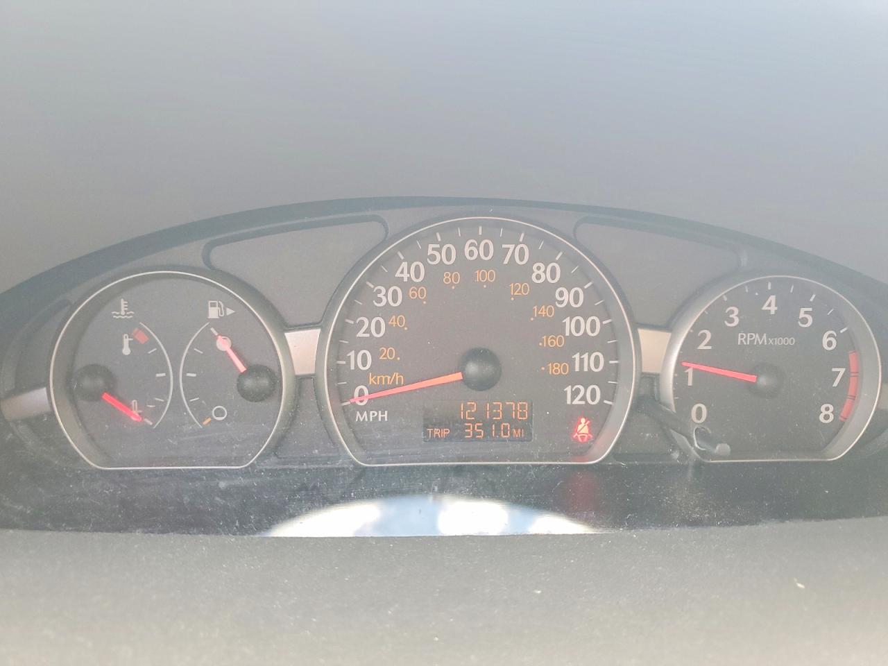 2004 SATURN ION