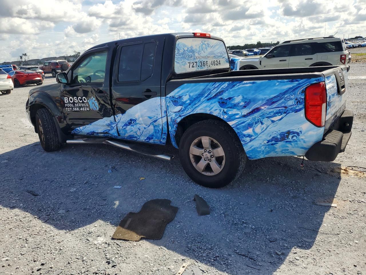 2011 NISSAN FRONTIER