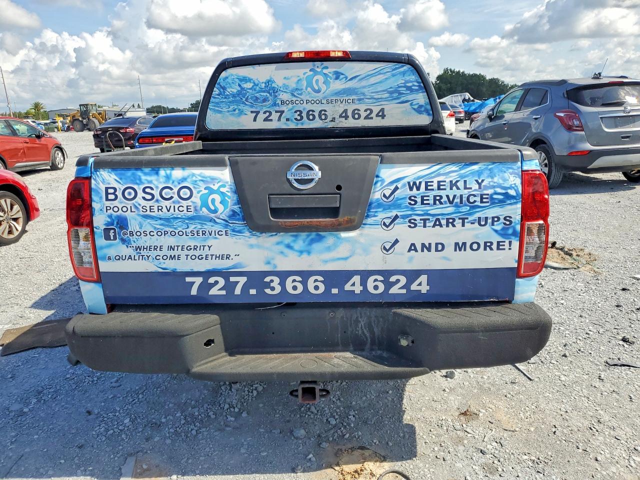 2011 NISSAN FRONTIER