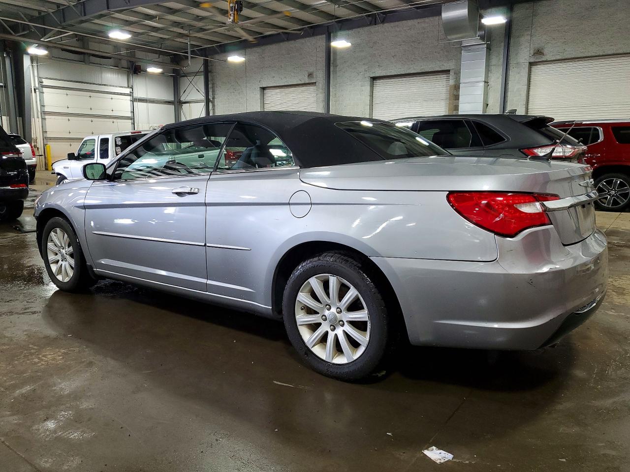 2014 CHRYSLER 200