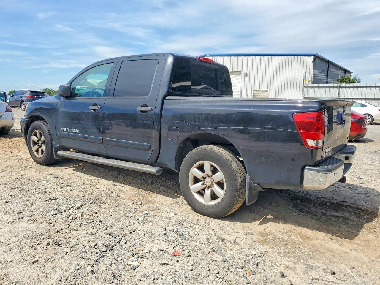 2014 NISSAN TITAN