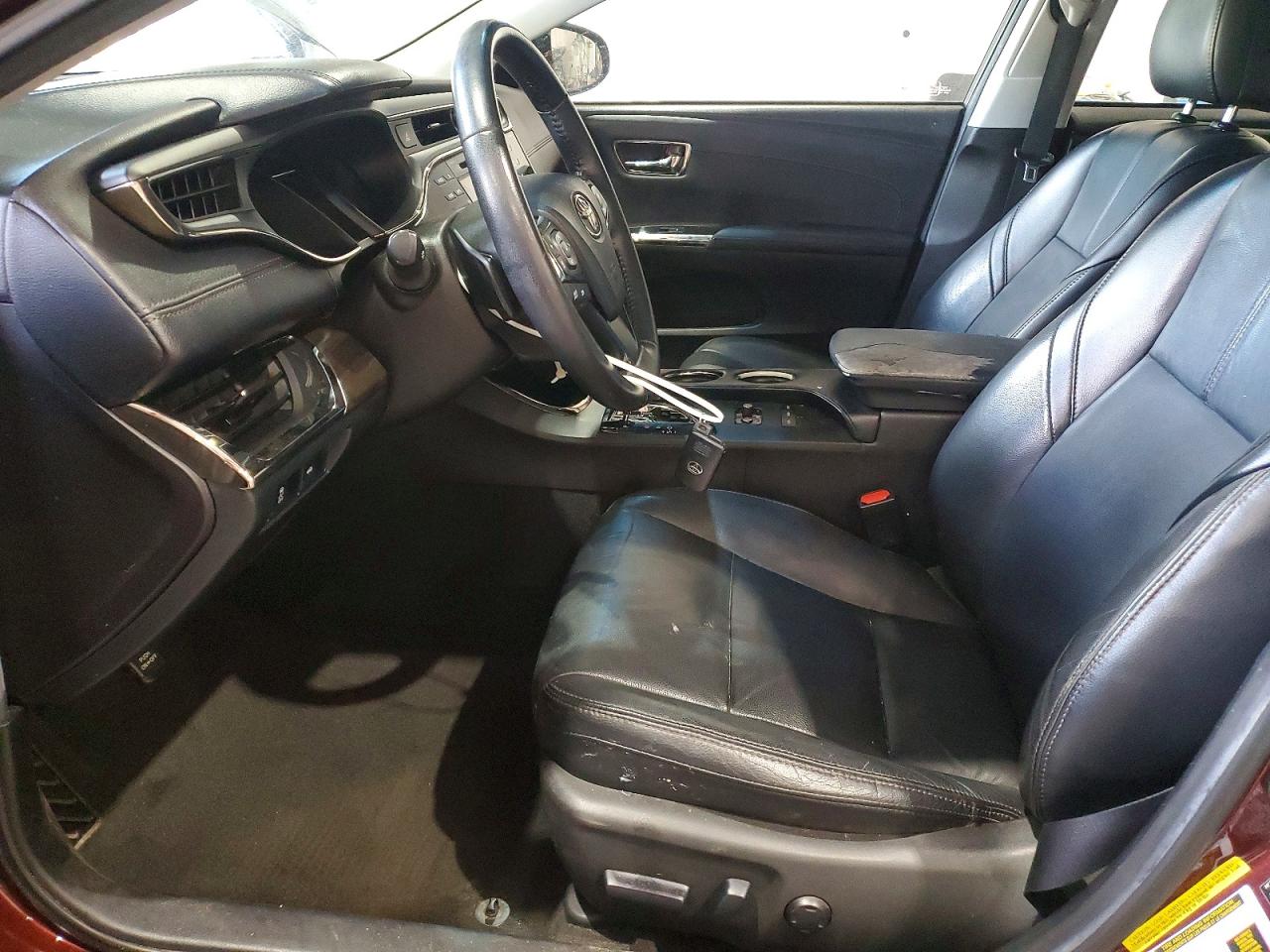 2016 TOYOTA AVALON