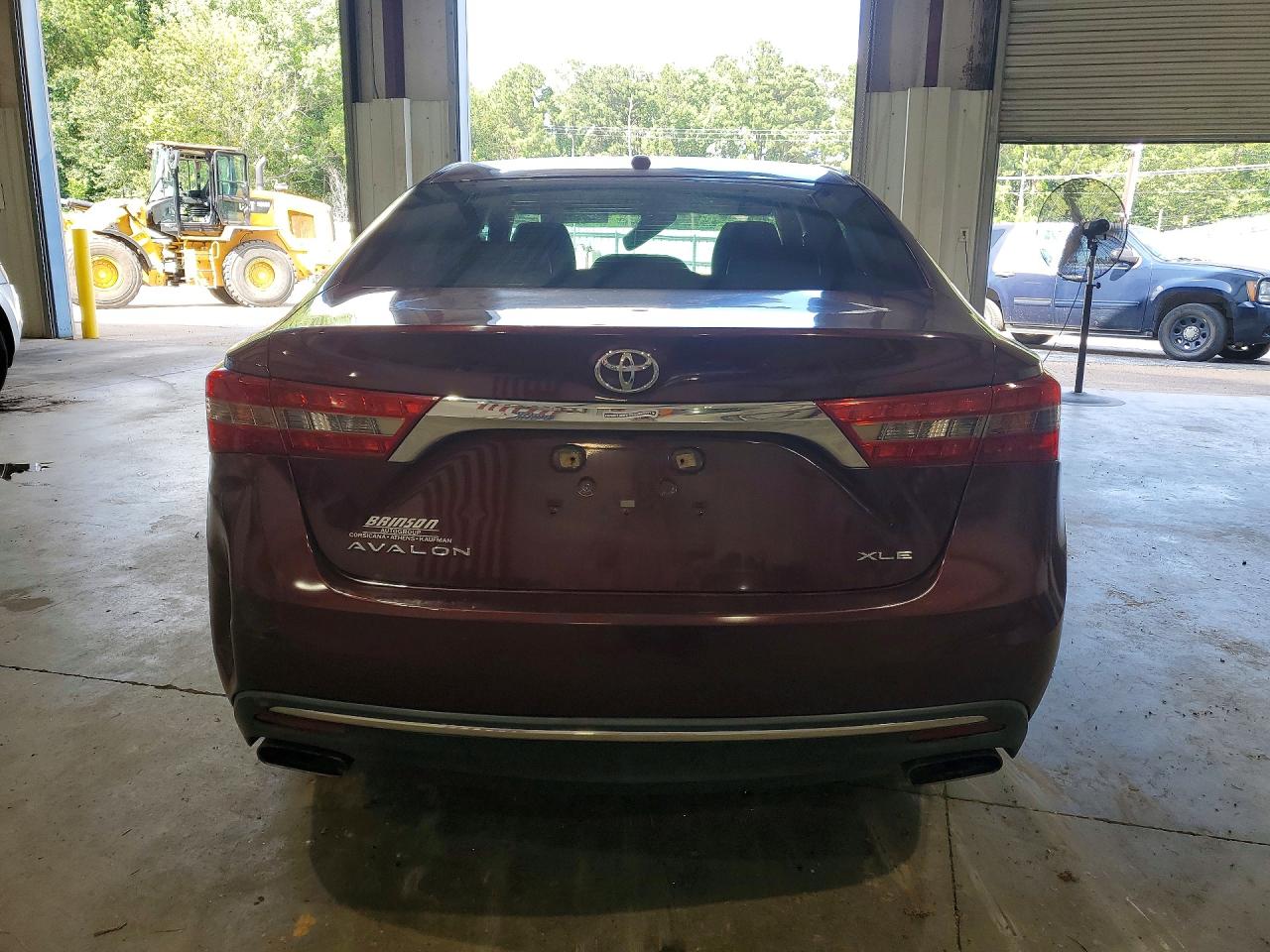 2016 TOYOTA AVALON