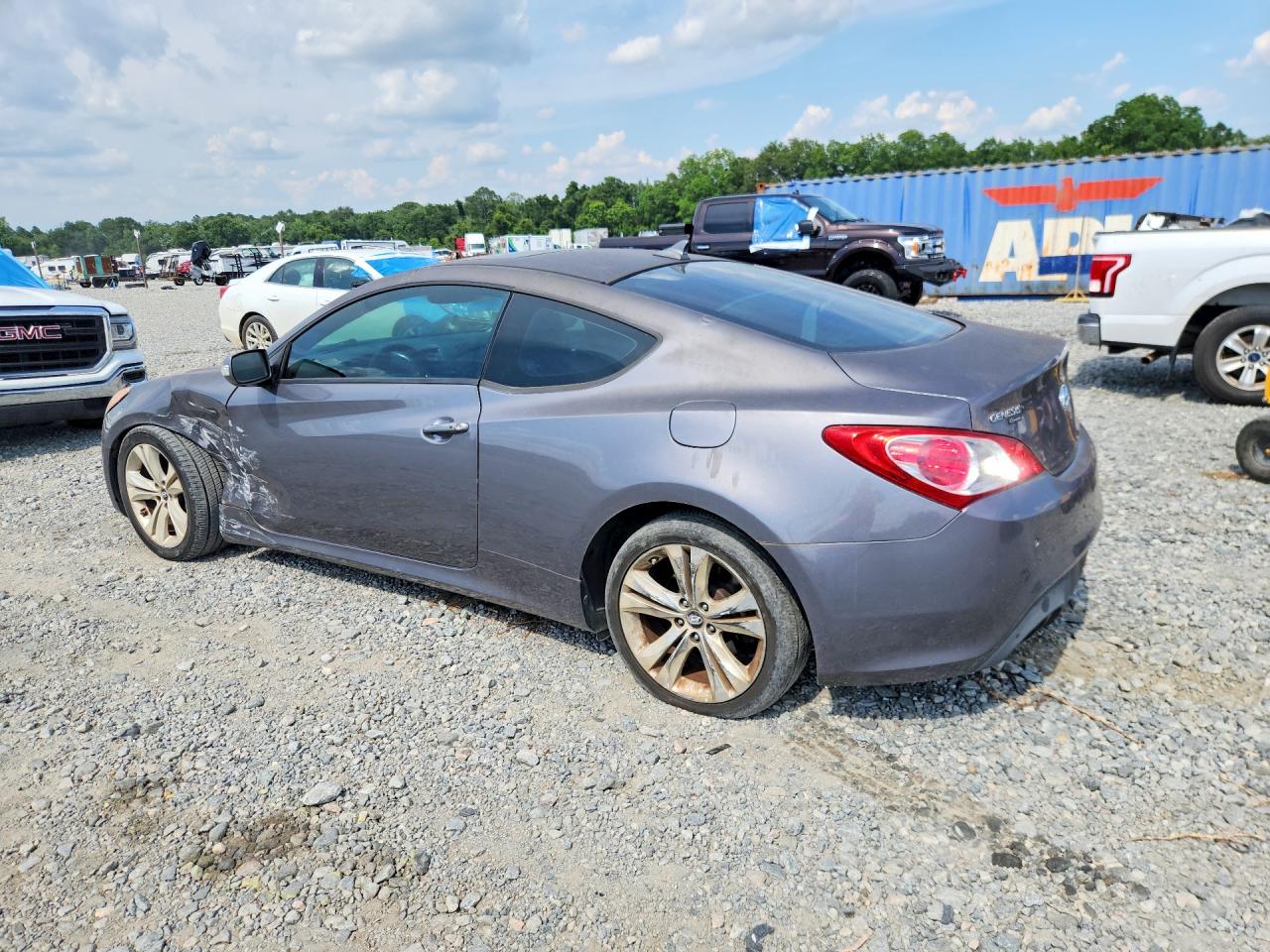2011 HYUNDAI GENESIS