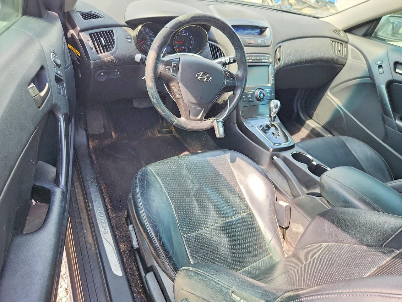 2011 HYUNDAI GENESIS