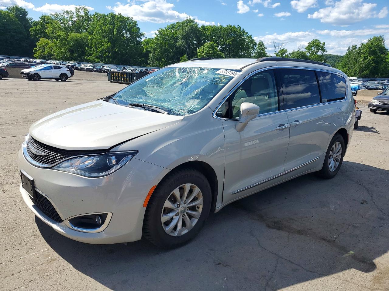 2017 CHRYSLER PACIFICA