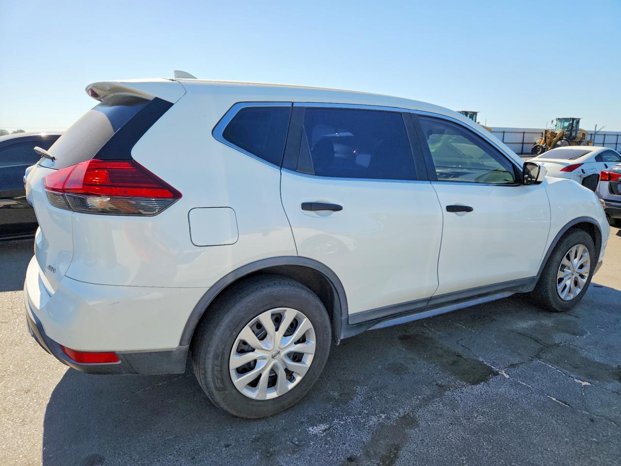 2017 NISSAN ROGUE