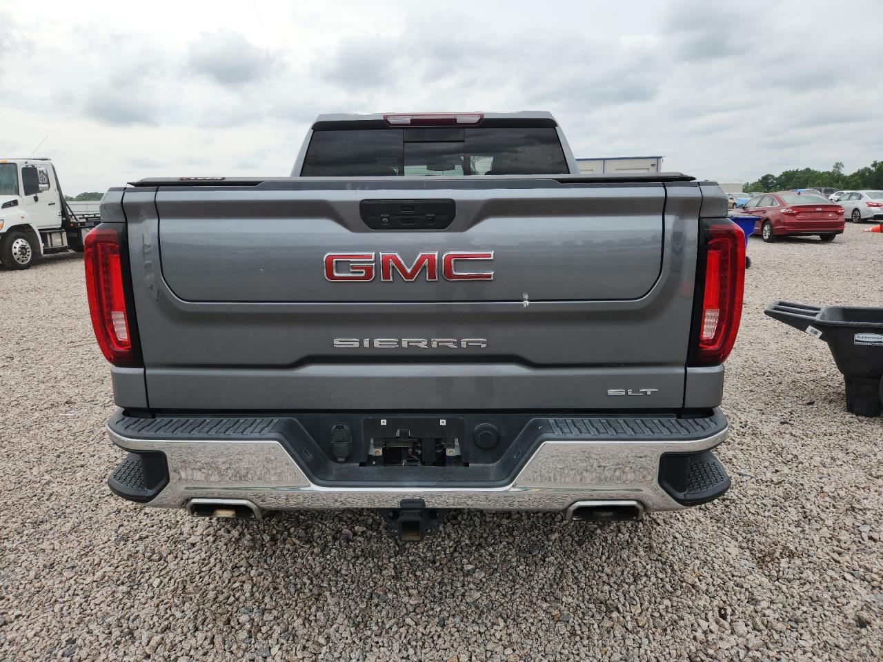 2021 GMC SIERRA