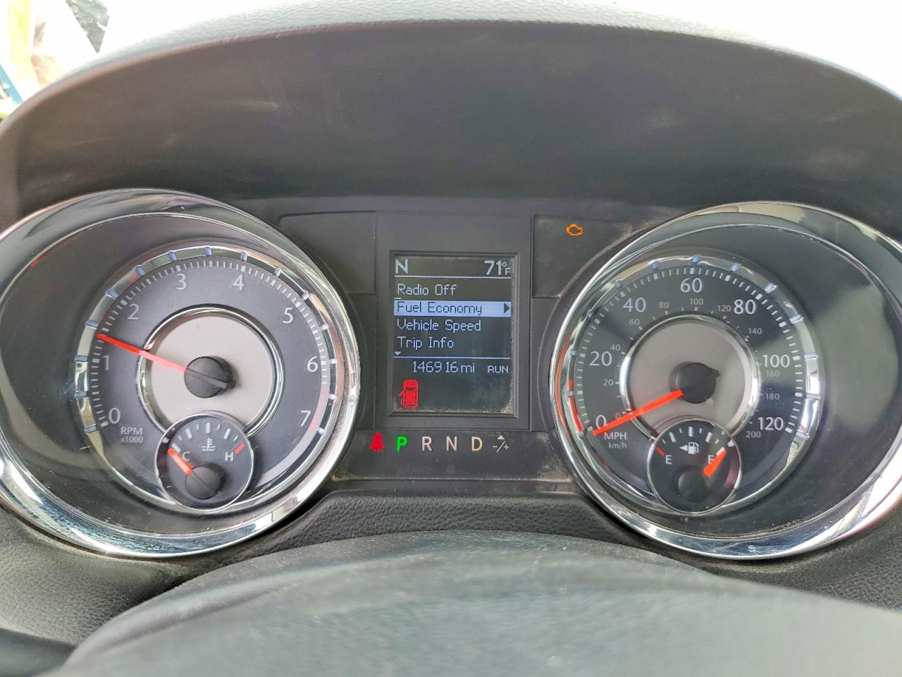 2011 CHRYSLER MINIVAN