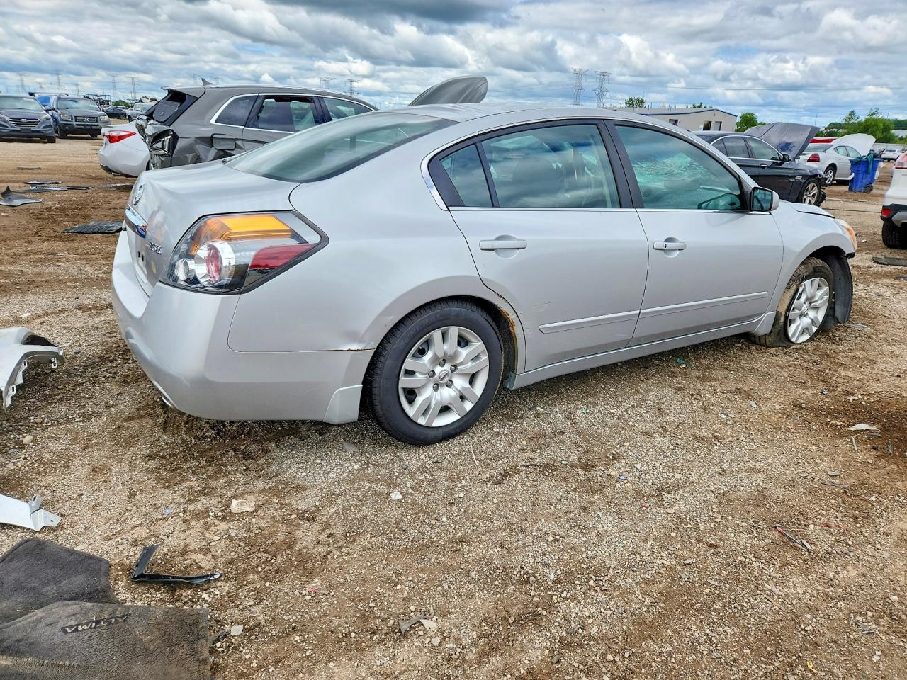 2010 NISSAN ALTIMA