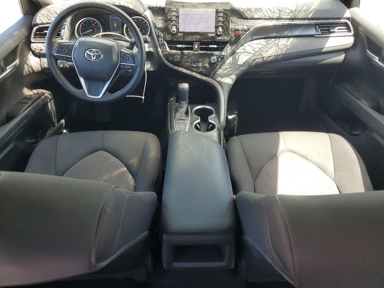 2024 TOYOTA CAMRY