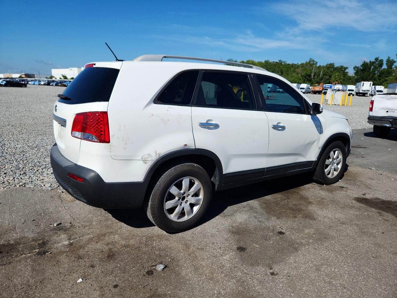 2013 KIA SORENTO