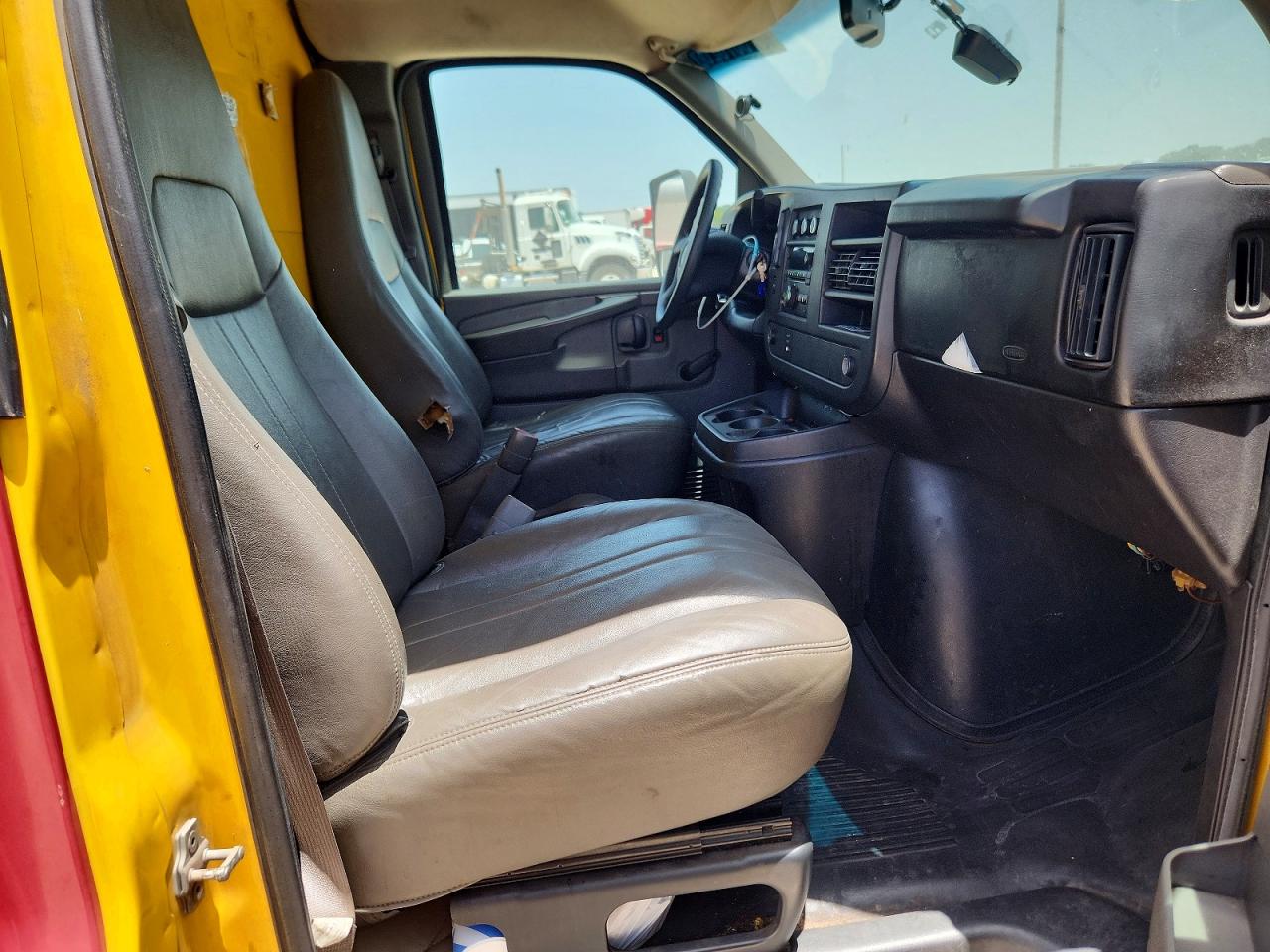 2010 GMC SAVANA