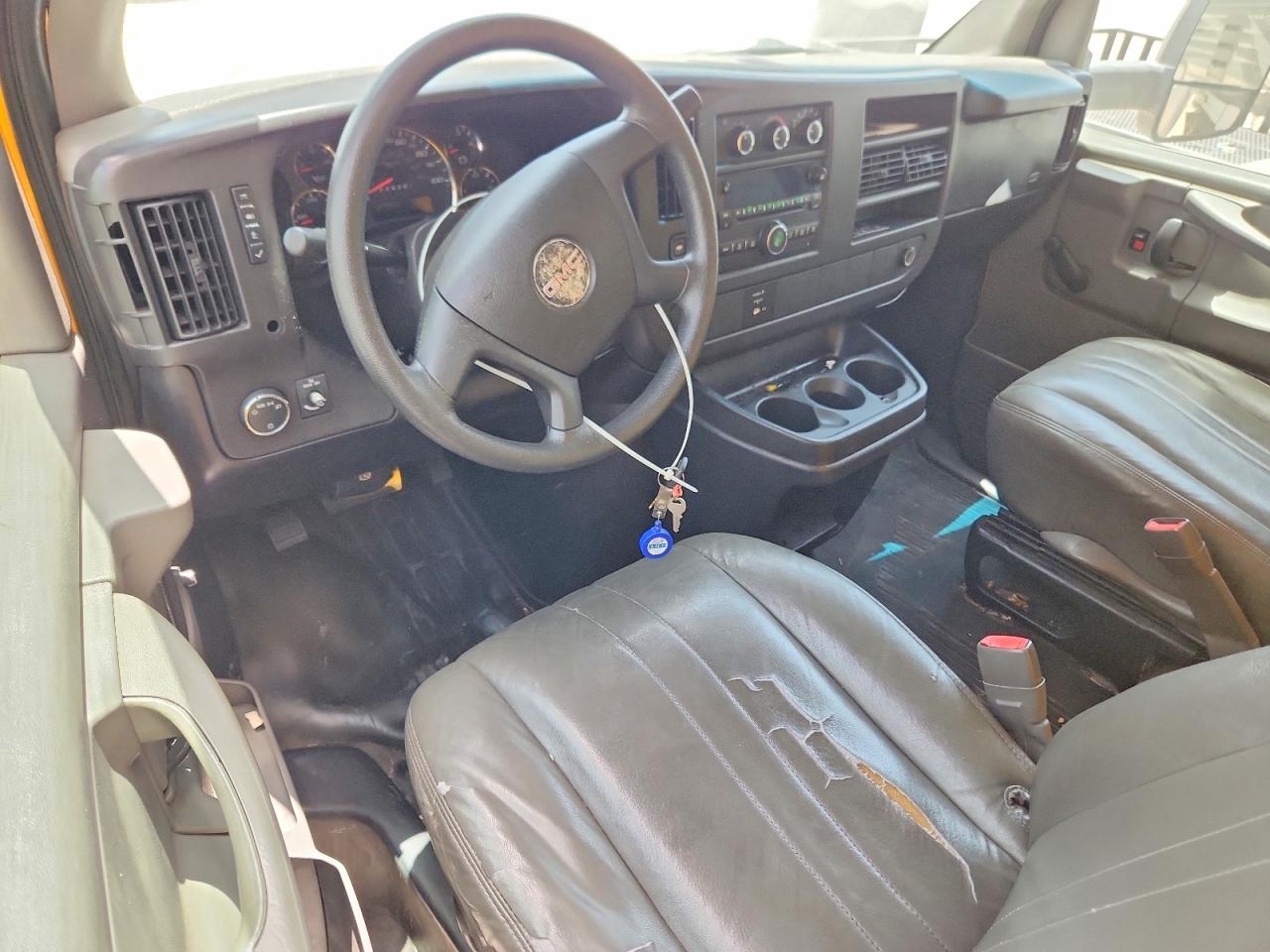 2010 GMC SAVANA