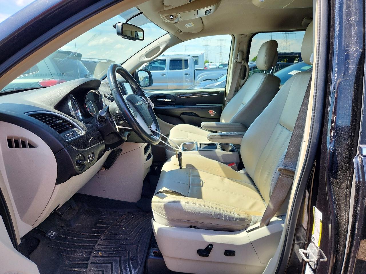 2013 CHRYSLER MINIVAN