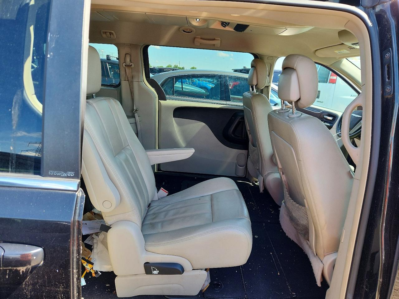 2013 CHRYSLER MINIVAN