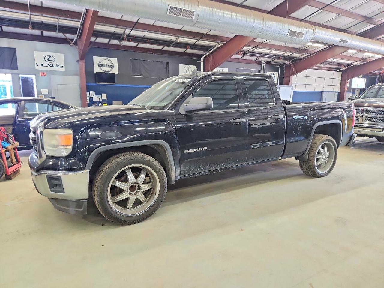 2015 GMC SIERRA