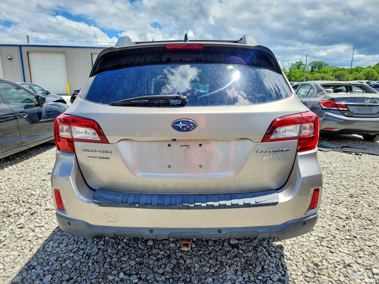 2017 SUBARU OUTBACK
