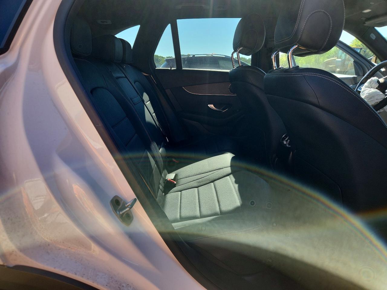 2022 MERCEDES-BENZ GLC-CLASS