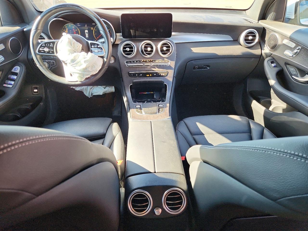 2022 MERCEDES-BENZ GLC-CLASS